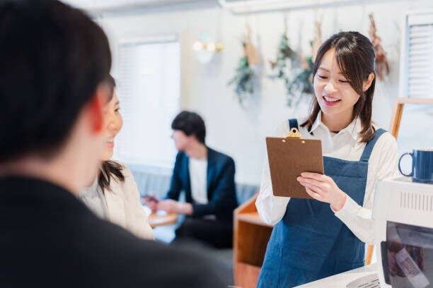 店員が韓国語で会話